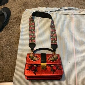 Xin Chun Yu handbag